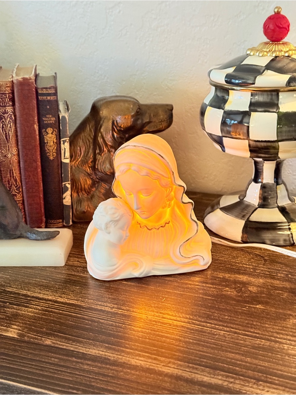 Vintage Porcelain Madonna & Child Night Light - Picture 16 of 16